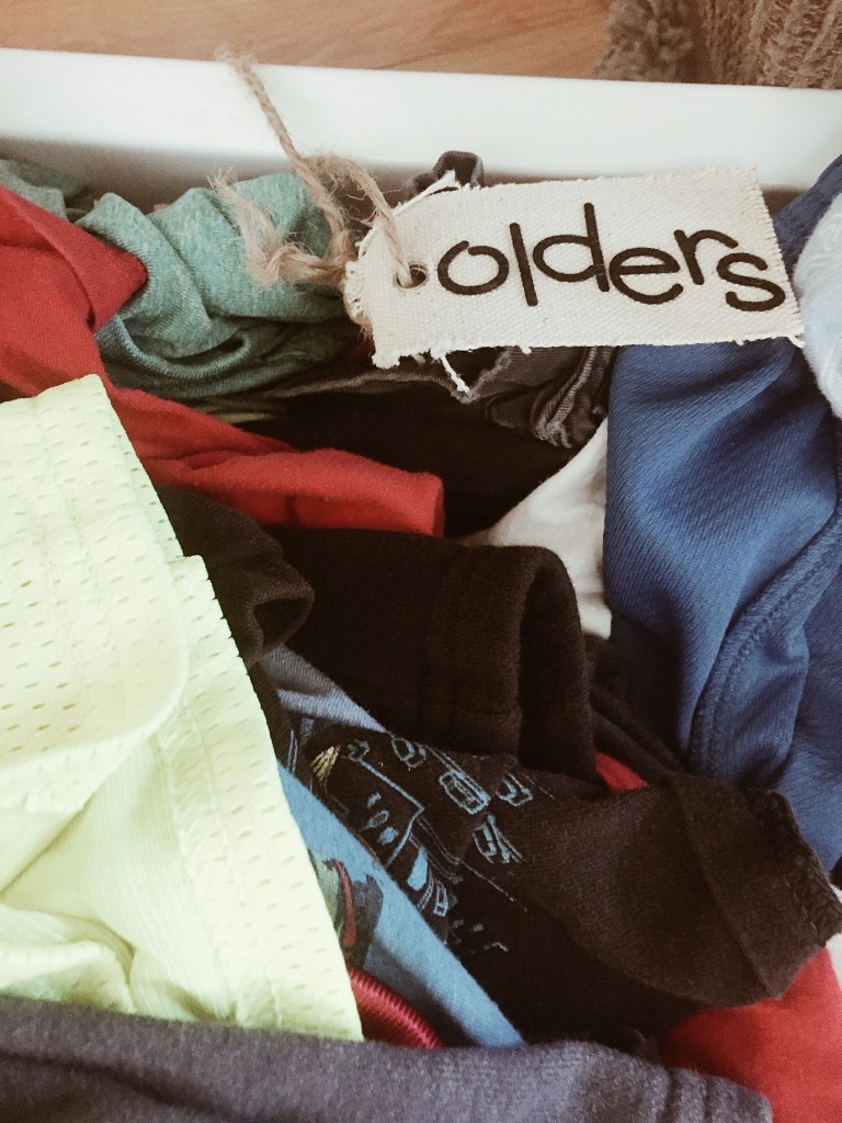 olders laundry bin